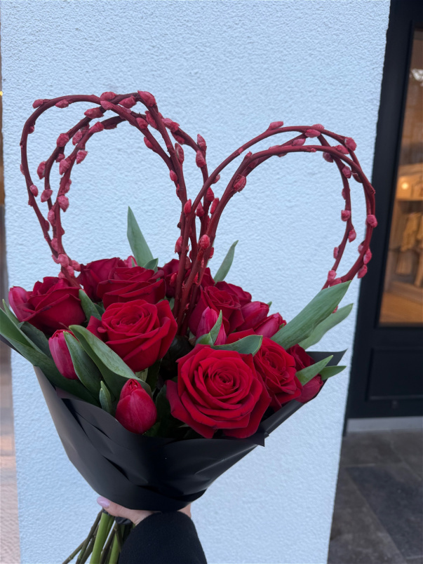Bouquets | Mother's Day | Red Heart