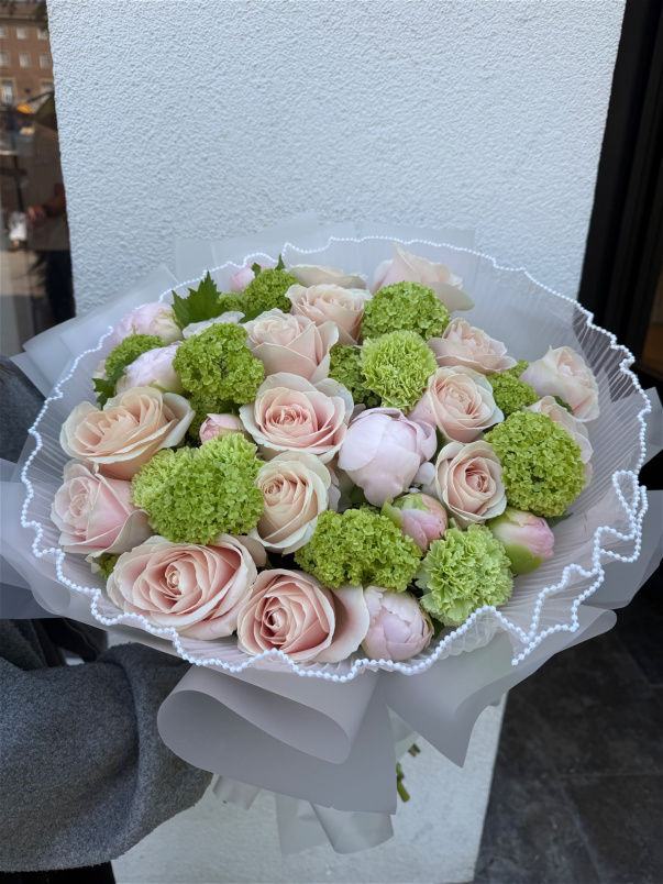 Arrangements | Bouquets | Beauty in pink
