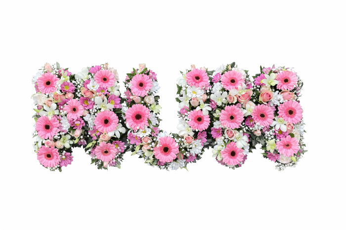 Funeral flowers | Mum loose tribute