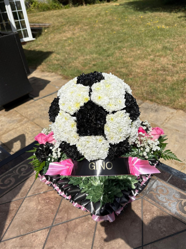 Funeral & Sympathy | Football floral tribute