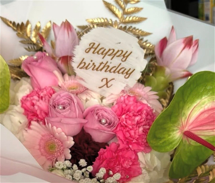 Extras | Happy birthday plaque