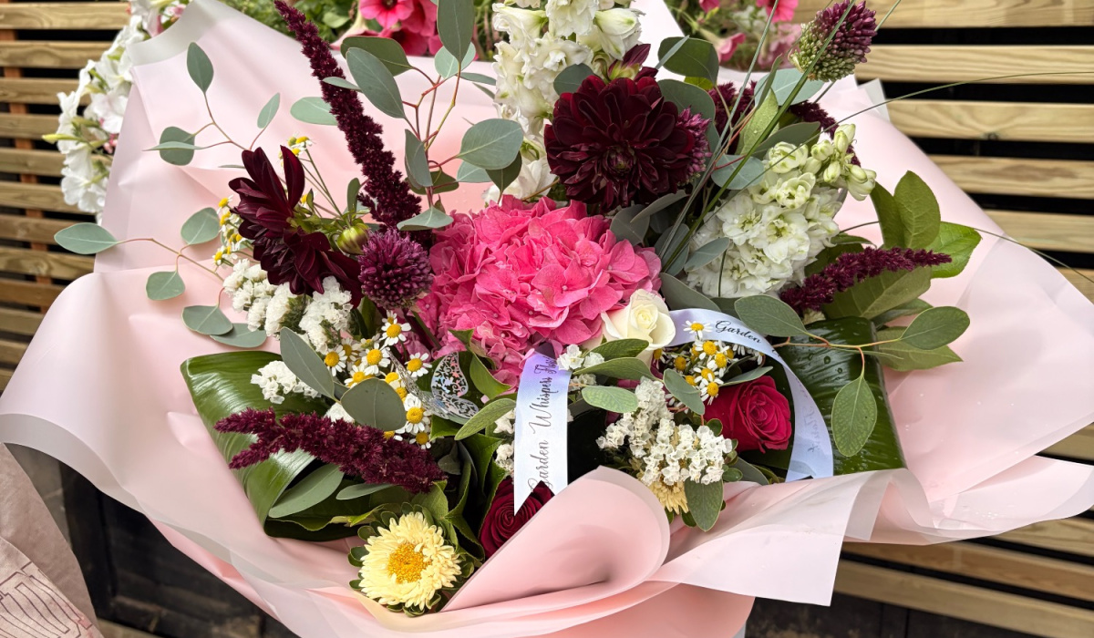 Garden Whispers Florist | Fareham | Home