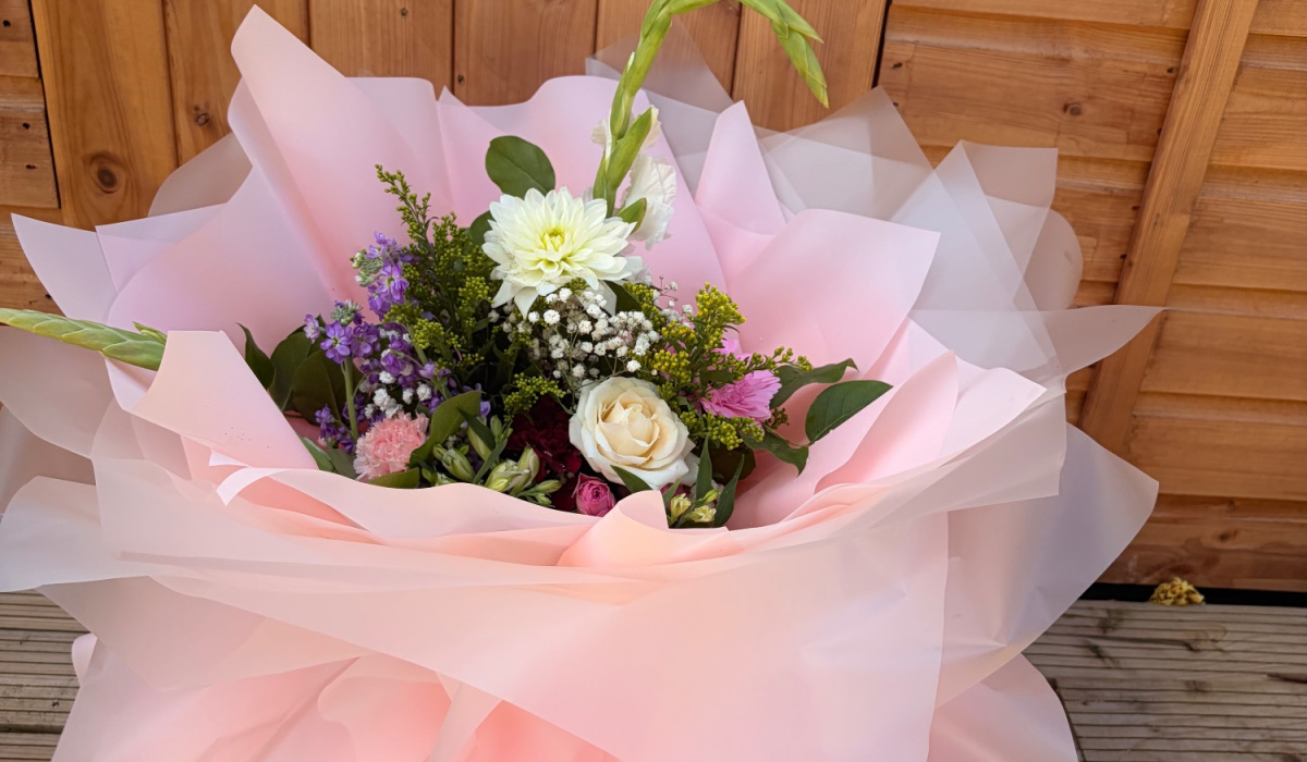 Garden Whispers Florist | Fareham | Home