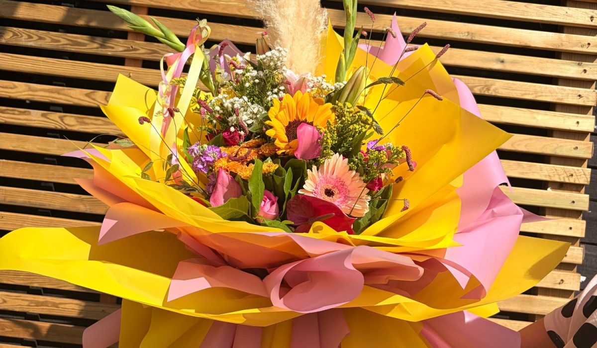 Garden Whispers Florist | Fareham | Home