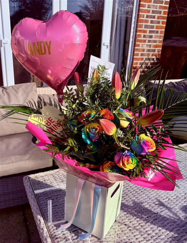 Valentines 2026 | Rainbow roses and Lilly mix