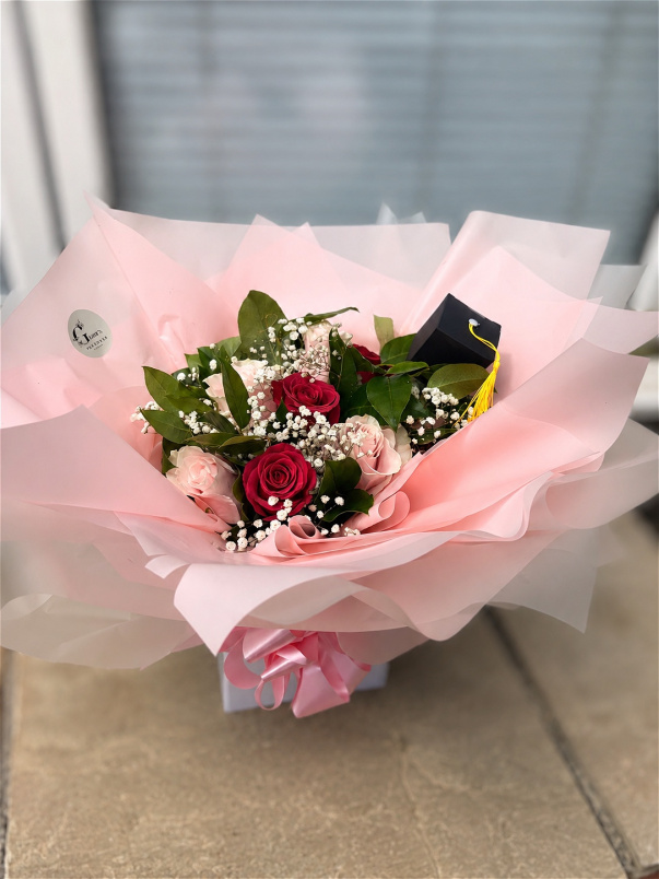 Every Day Bouquets | Mixed Rose Bouquet