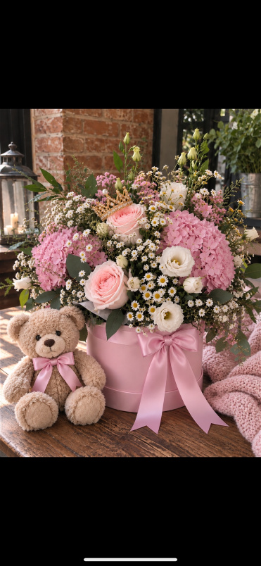 Arrangements | Bouquets | Gifts | Hat Boxes | The Princess Garden