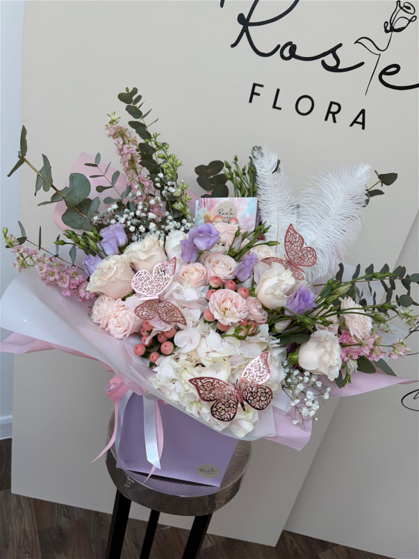 Fresh Flowers | Katie