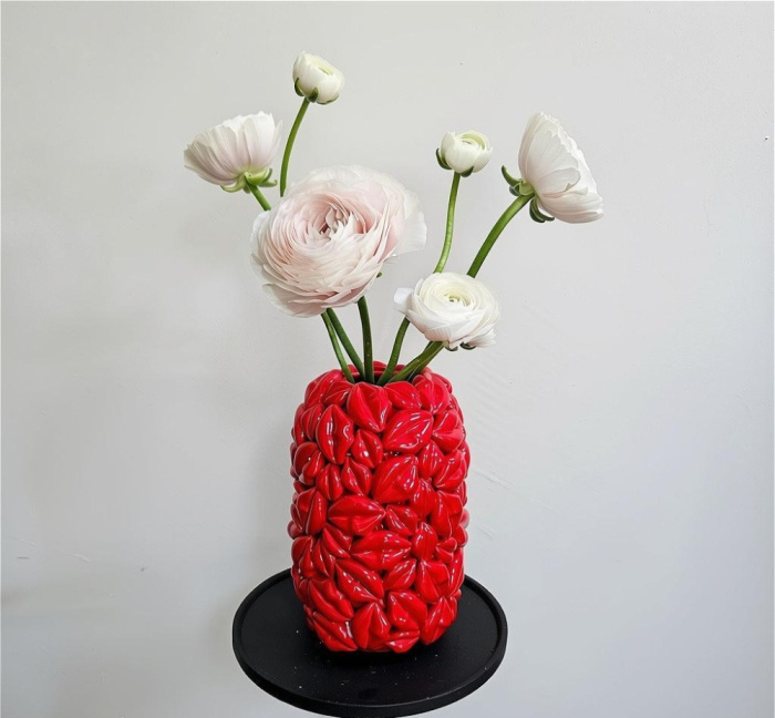 Gifts | Vases | The Lips Vase