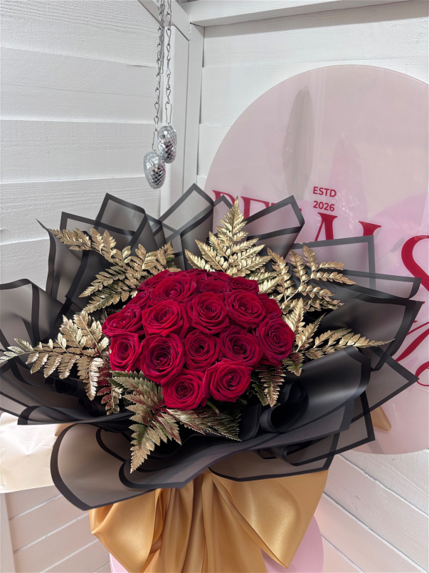 RED ROSE’S | Red rose with gold leather leaf