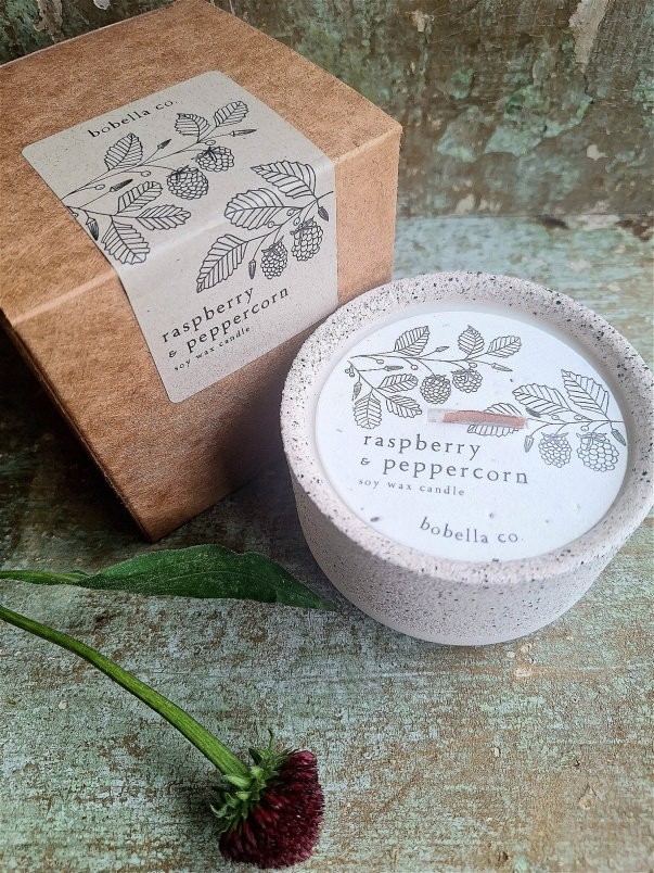 Arrangements | Bouquets | Gifts | Plants & Gifts | Upsell gifts | Beautiful Natural Soy Wax Scented Candles