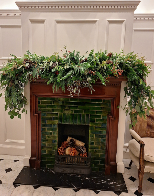 Christmas Shop | Gifts | Plants & Gifts | Workshops | Luxury Garland Workshop