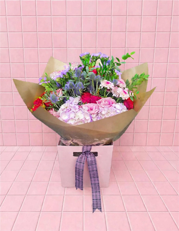 Bouquets | Christmas | 'Highland Fling'