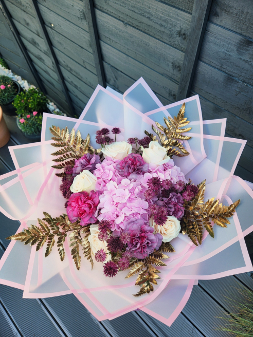 Flowers by Edi | Peterborough | About Edi