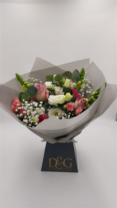Bouquets | Mothers Day | Valentine's Day | Deluxe Rose & Mixed Flower Bouquet