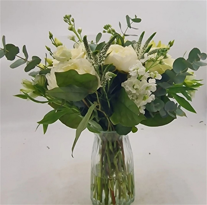 Bouquets | Handtied Bouquets | Mothers Day | Valentine's Day | Crystal Handtied Vase of Flowers