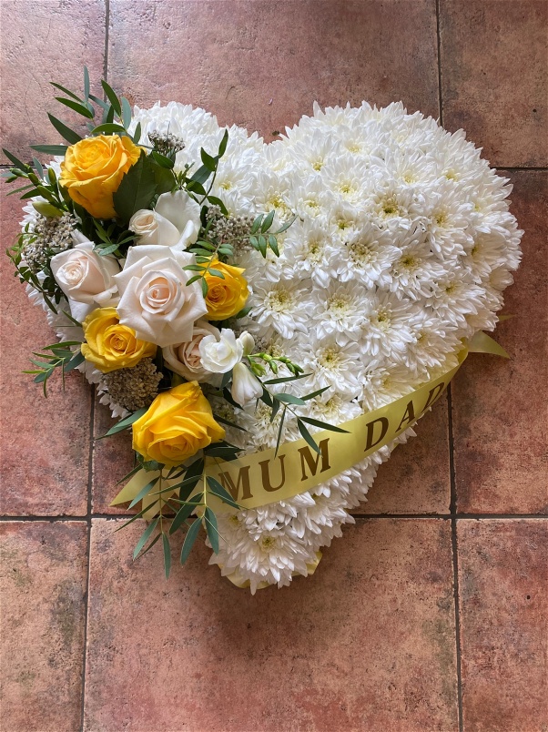 Hearts  | Yellow Rose And White Spray On Solid White Massed Heart