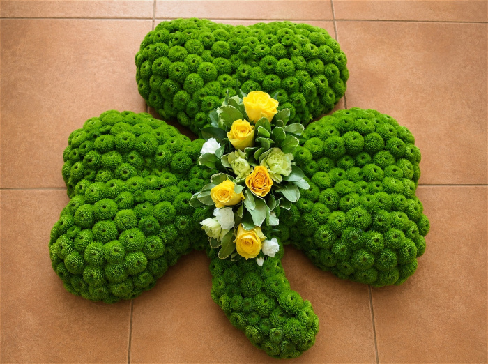 Bespoke funeral tributes | Shamrock - Floral Tribute