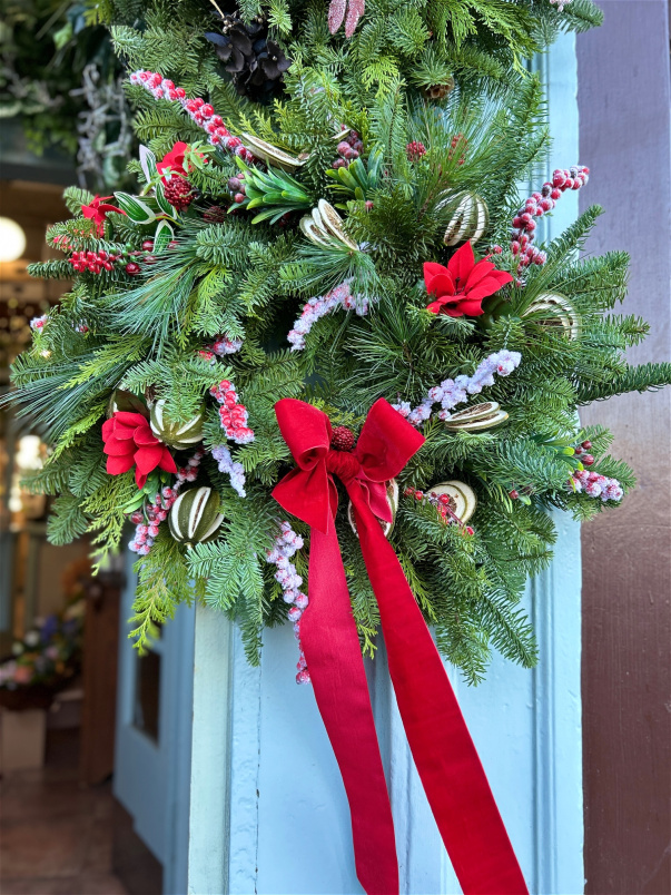 Christmas 2025 | Red Berry ~ Fresh Christmas wreath