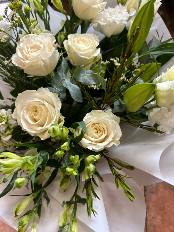 Boxed Hand-Ties  | Florist Choice ~ Boxed Hand-tie