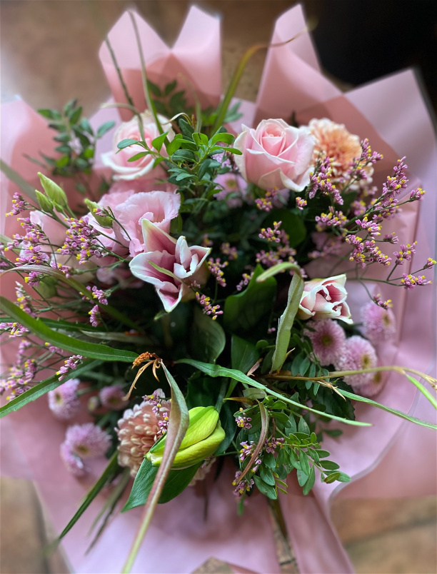 Boxed Hand-Ties  | Florist Choice ~ Boxed Hand-tie