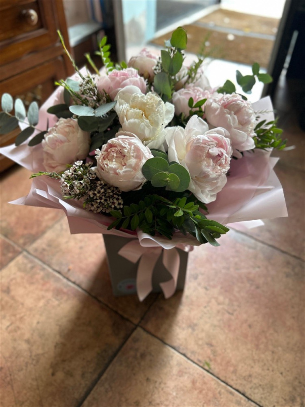 All Rose Hand-Ties | ~ Box Hand-Tie