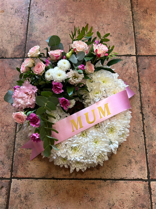 Wreaths  | Classic White Massed Wreath ~ With Baby Pink Spray