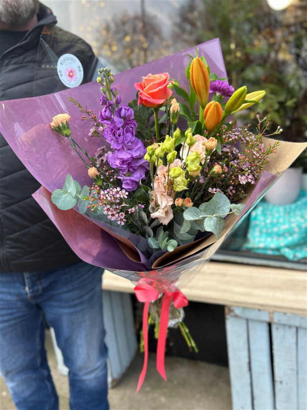 Bouquet | Miss Flowers ~ Bouquet - FLORIST CHOICE