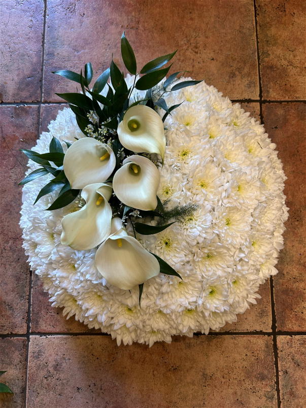 Posies | Traditional Massed ~ Posy