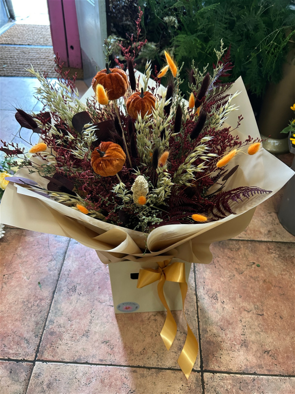 Dried Floral Wreaths ~ Dried Flower Designs | Dried ~ Hand-tied Box  ( Autumn tones )