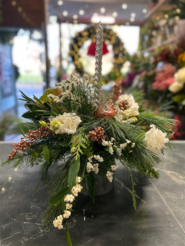 Christmas 2025 | Round Christmas Pot ~ Table centre