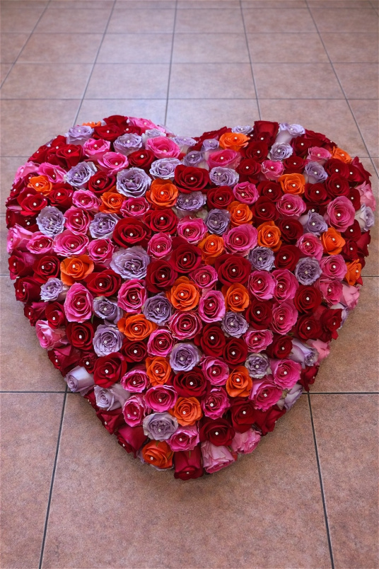 Bespoke funeral tributes | Rainbow Rose ~ Heart
