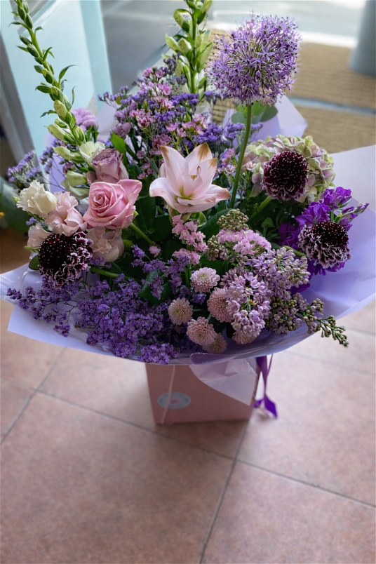 Our Mother's Day Flowers Collection | Blushing Violet Garden Spritz ~ Boxed Hand-Tie