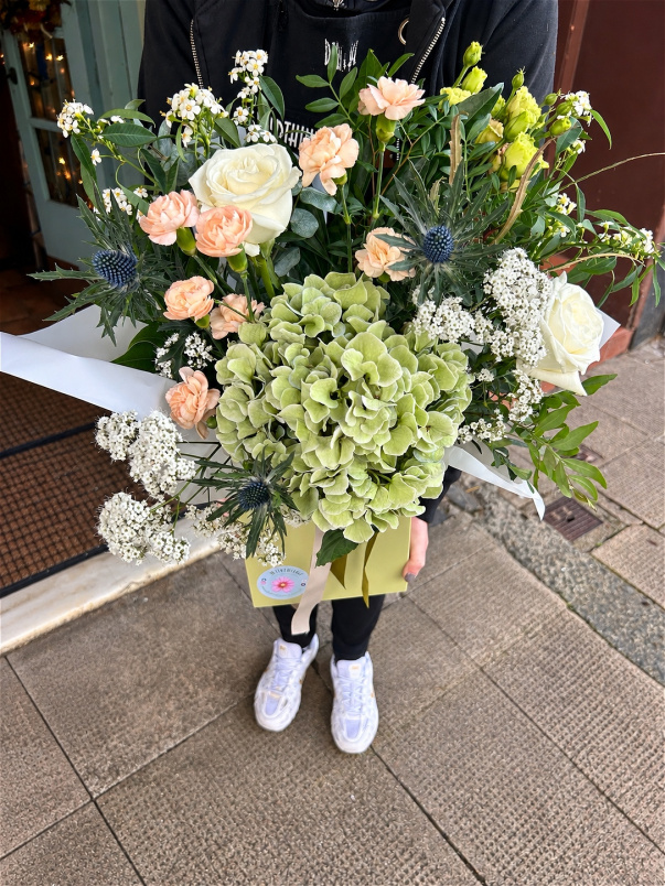 Luxury Flower ~ Collection | Sage & Blush ~ Luxury Vase Design