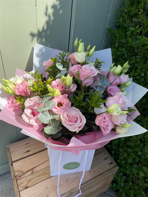 Bouquets | The Valentine's Collection | Roses & Lisianthus Bouquet