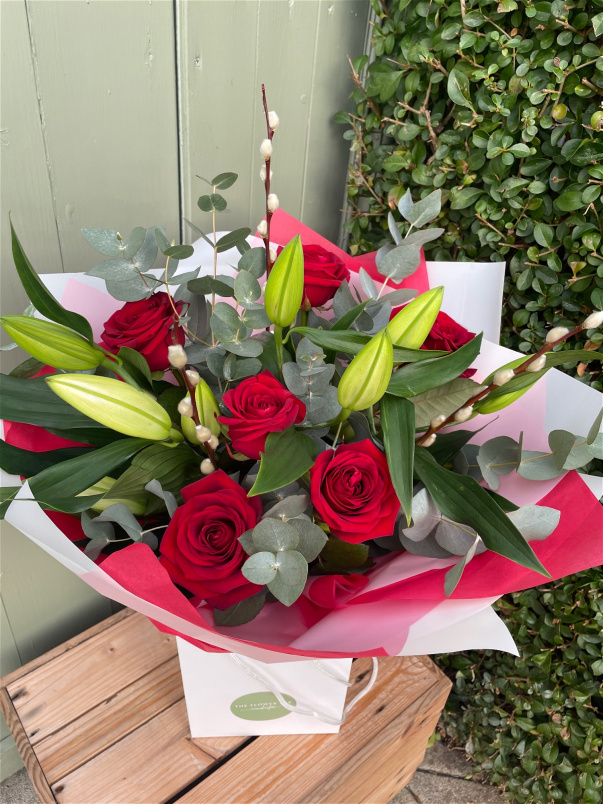 Bouquets | The Valentine's Collection | Roses & Lilies Bouquet