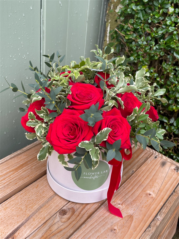 Flower Hatboxes & Baskets | The Valentine's Collection | The Rose Hatbox