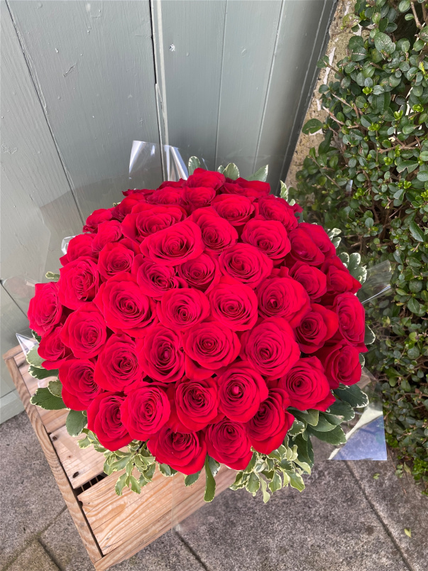 Flower Hatboxes & Baskets | The Valentine's Collection | The XXL Rose Hatbox