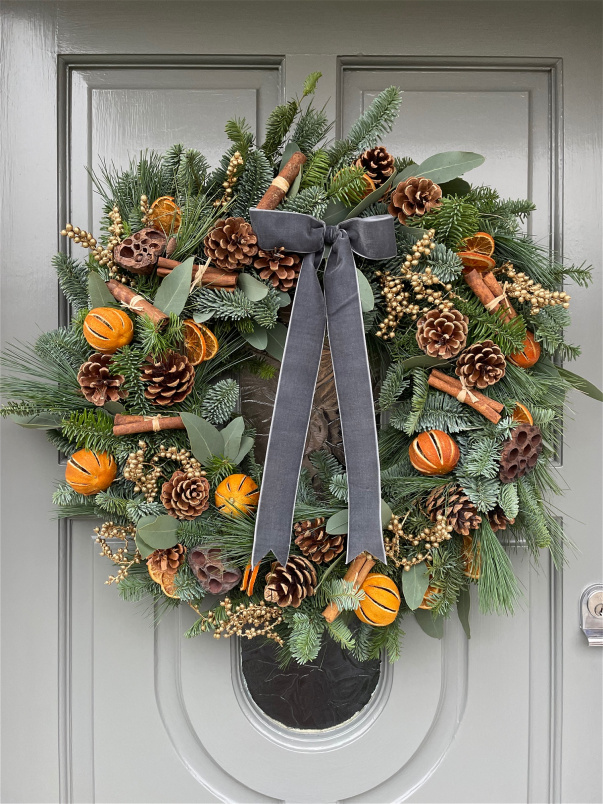 Christmas Wreaths | View all Christmas | Signature Big Festive Spice Christmas Wreath