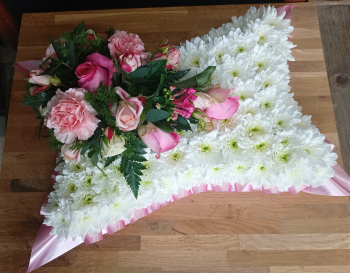 Funeral tributes | Traditional Based Pillow