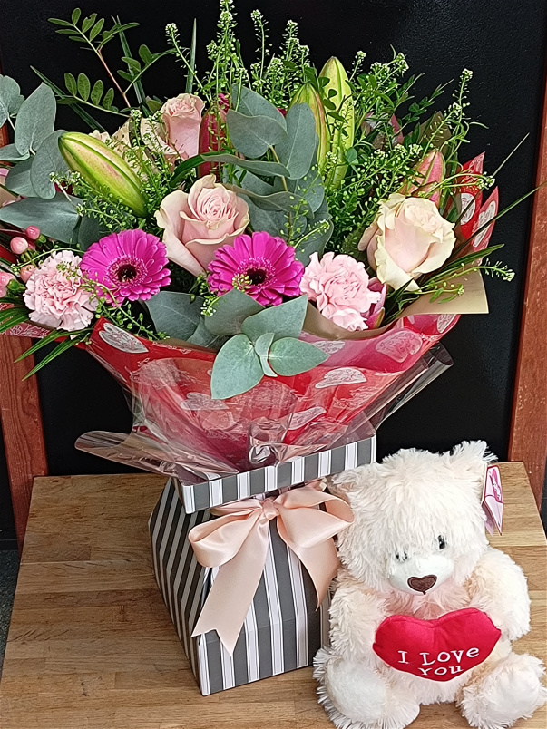 Valentine's Day 2026 | Close to You with Teddy