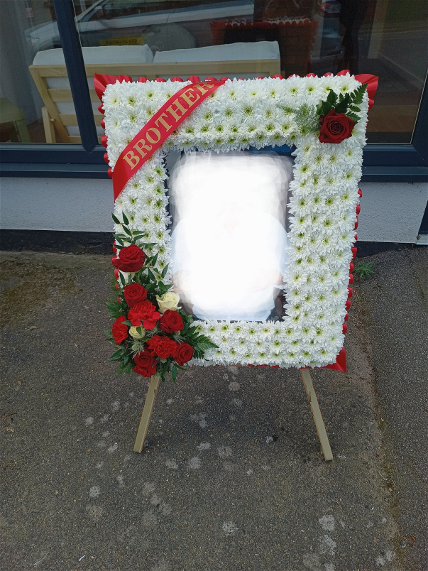 Funeral tributes | Picture Frame Tribute