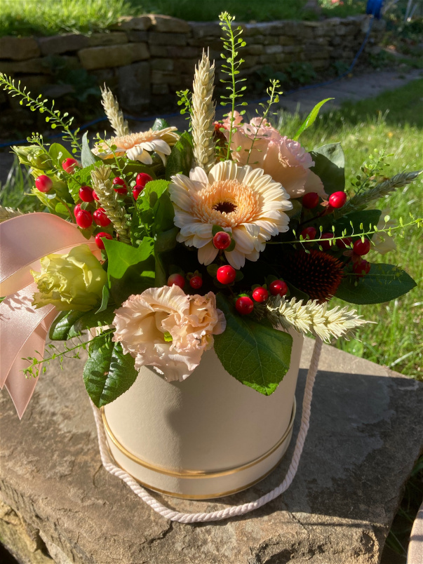 Gift Bouquets | Elegant Hatbox