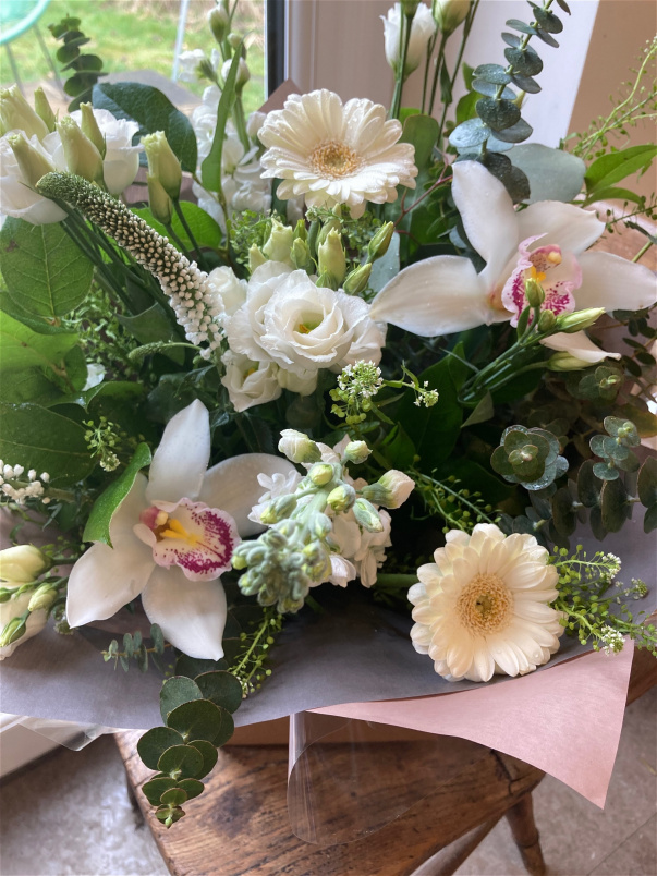 Gift Bouquets | Mothers Day Sunday 30th March | Pure and Simple
