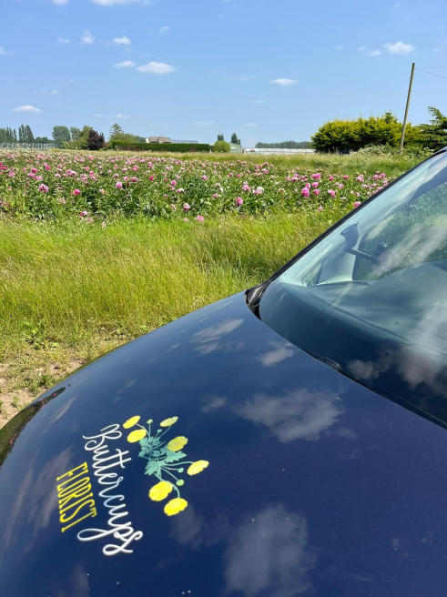 Buttercups Florist | Oundle | Peterborough Delivery