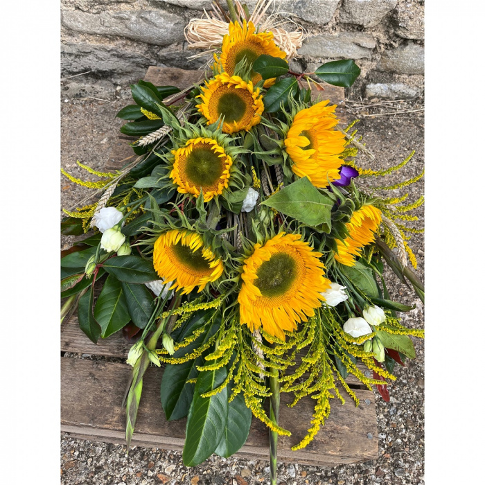 Eco Sympathy Flowers | Tied Sheaf