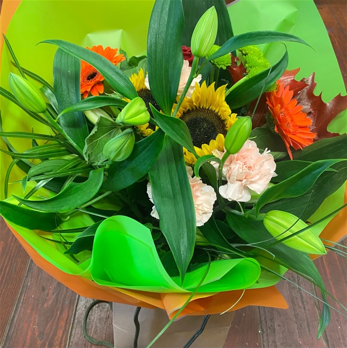 Bouquets | wild autumn orange water bouquet