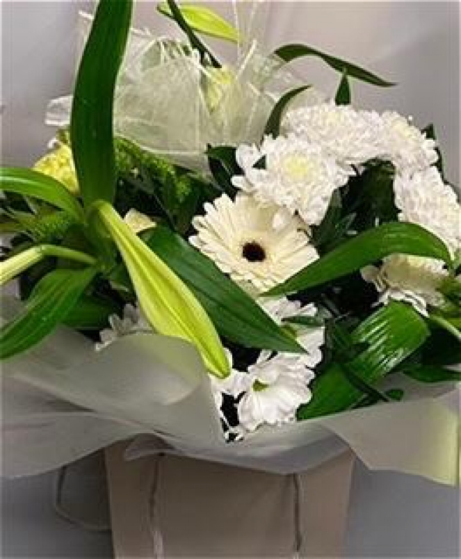 Bouquets | Christmas | Easter | Mother's Day | Valentines | Classy creams