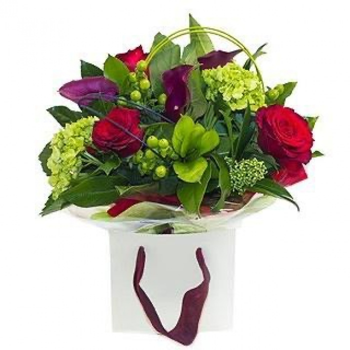 Bouquets | Mother's Day | Valentines | Roses in the garden x