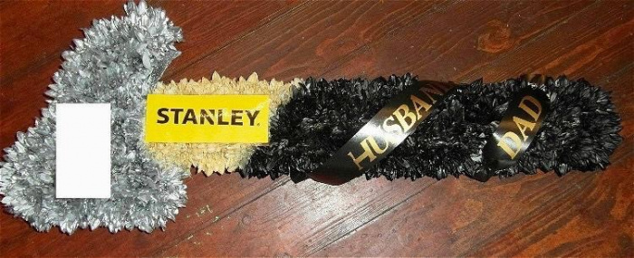 Funeral Flowers | Hammer funeral tribute